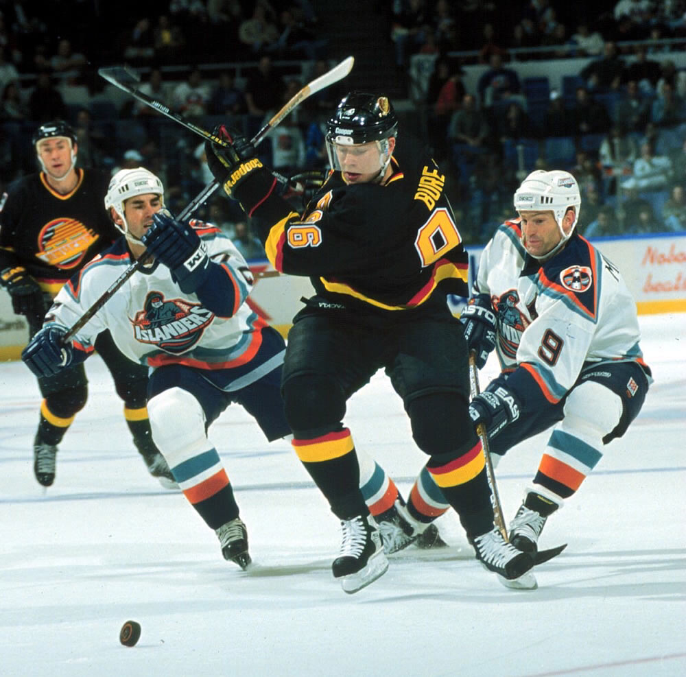 PAVEL BURE  Vancouver Canucks CCM Home 1996 Vintage Hockey Jersey