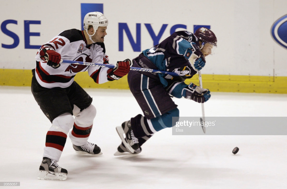 2006-07 Teemu Selanne Anaheim Ducks Stanley Cup Finals Game Worn