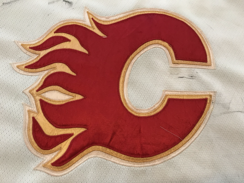 Theoren Fleury - Calgary Flames 1991-92 (HOME) - Christopher's Gamers