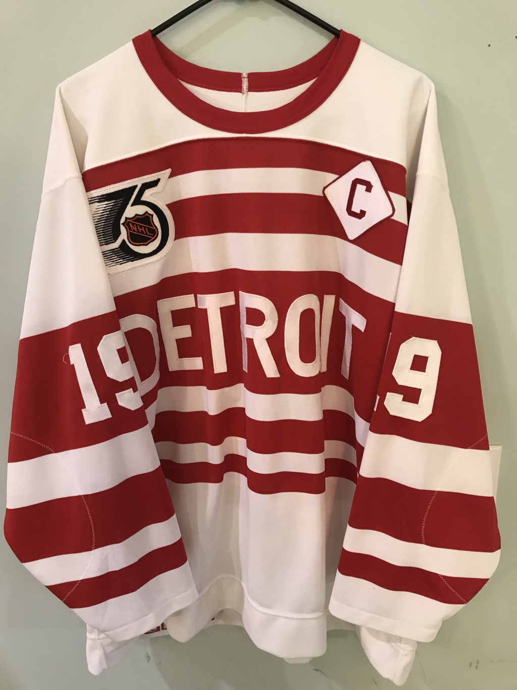 Steve Yzerman Detroit Red Wings Reebok Authentic Third Winter Classic Jersey  (White)